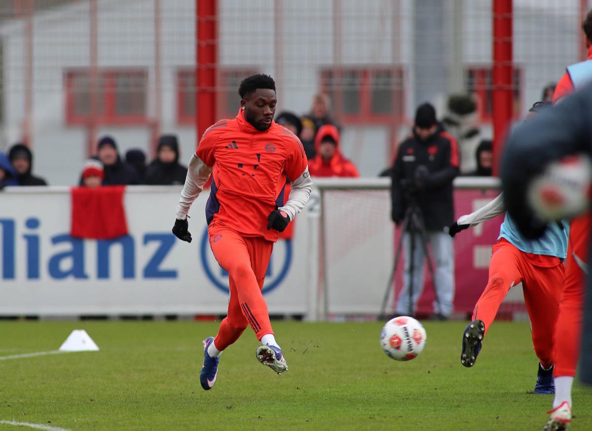 戴维斯复出4月4日:赛季救赎还是又一次虚惊?